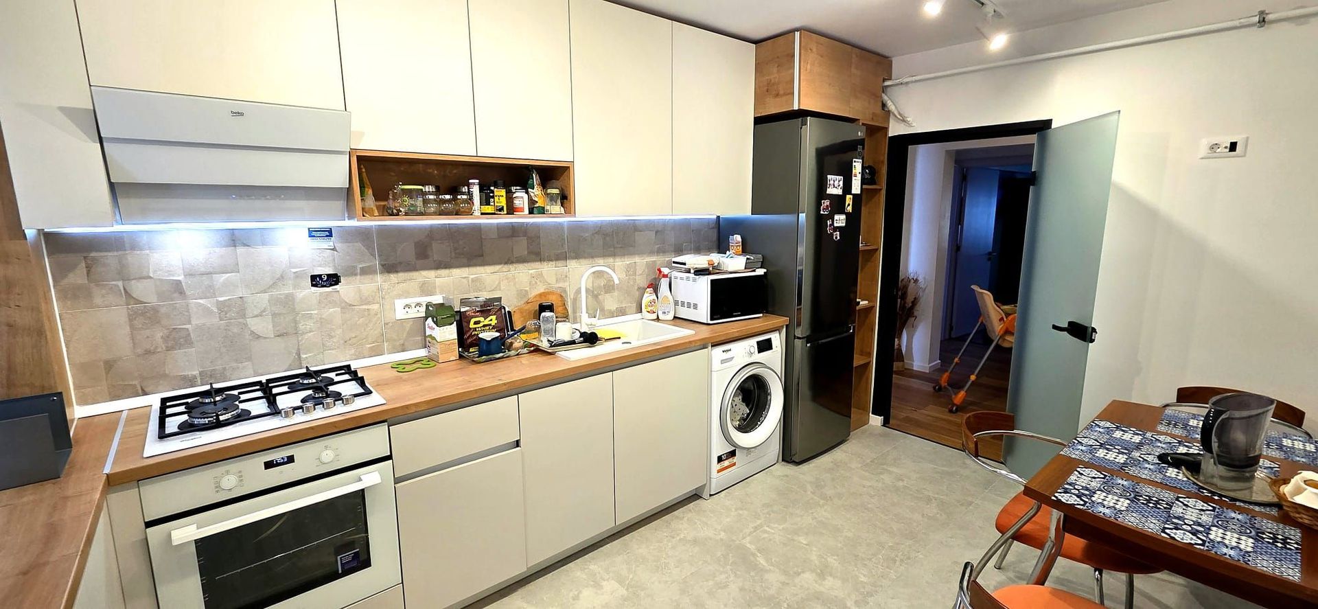 Apartament 4 camere de inchiriat - Zona Centrala - Poză 11