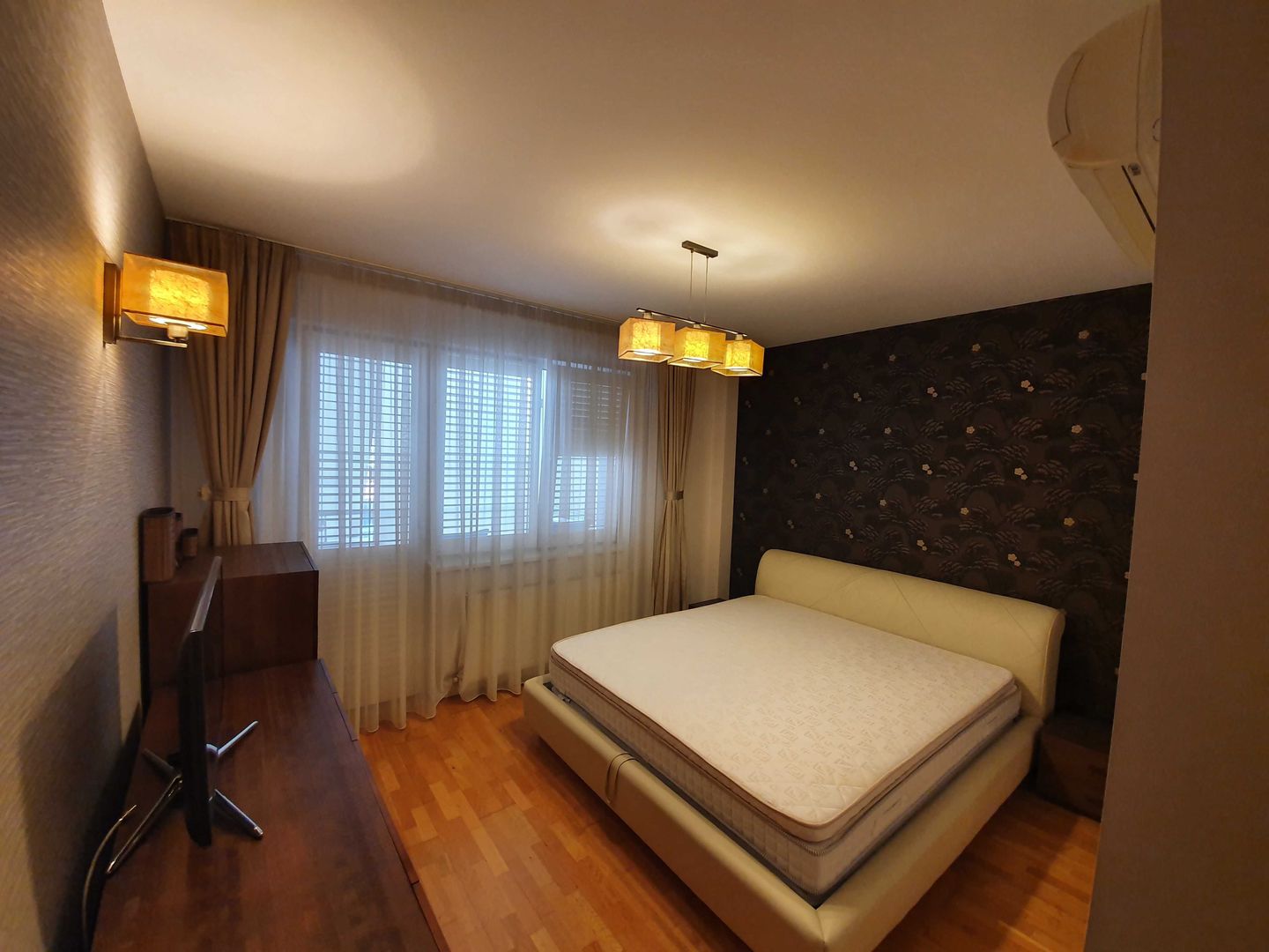 De inchiriat apartament cu 3 camere , Parcul Carol sector 4 - Poză 2