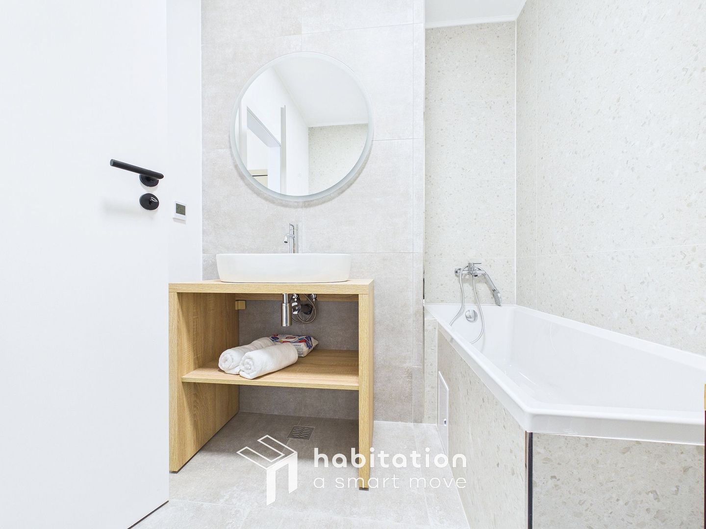 Apartament cu vedere spectaculoasă, prima închiriere,  Nord One - Poză 25