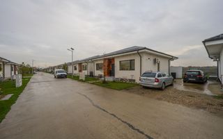 Vila parter mobilata si utilata Tunari - Poză 18