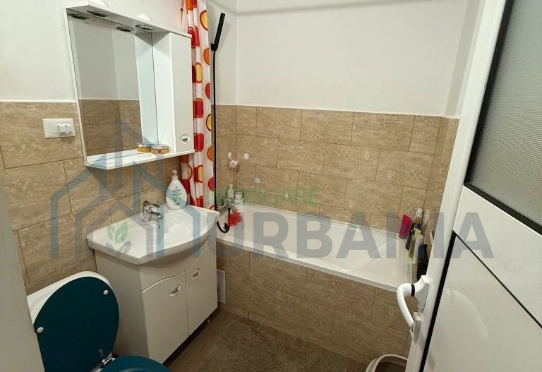 Inchiriez apartament 2 camere Tatarasi - Poză 3
