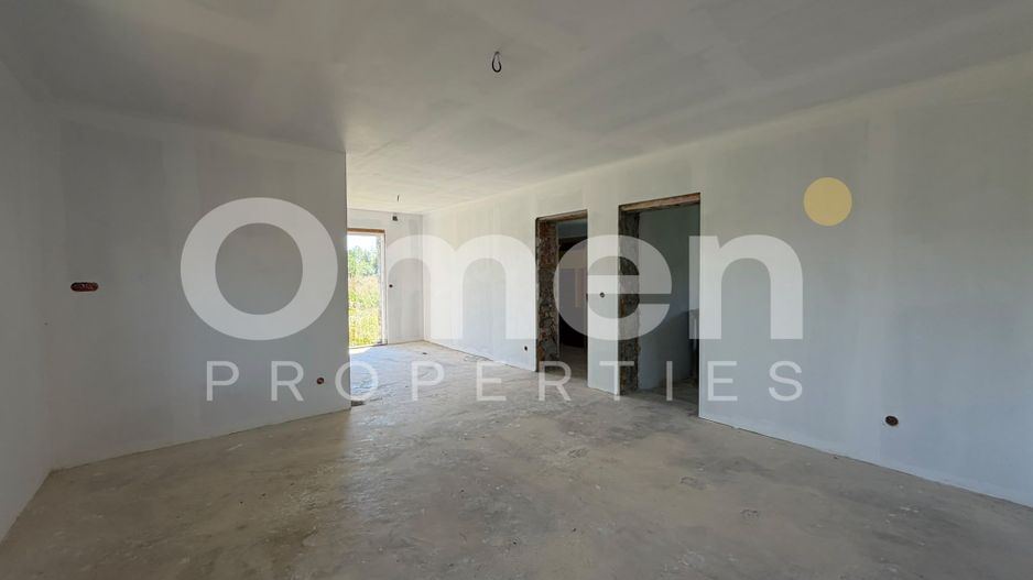 Casa de vanzare cu 11 ari de teren | Lapusel - Poză 3