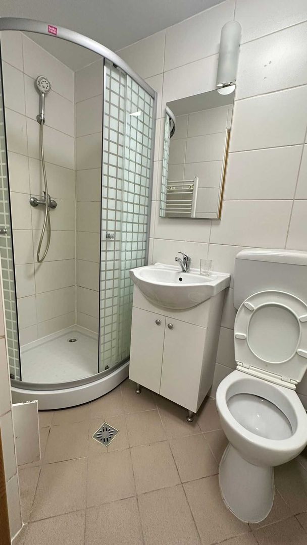 garsoniera in zona  Rulmentul. - Poză 3