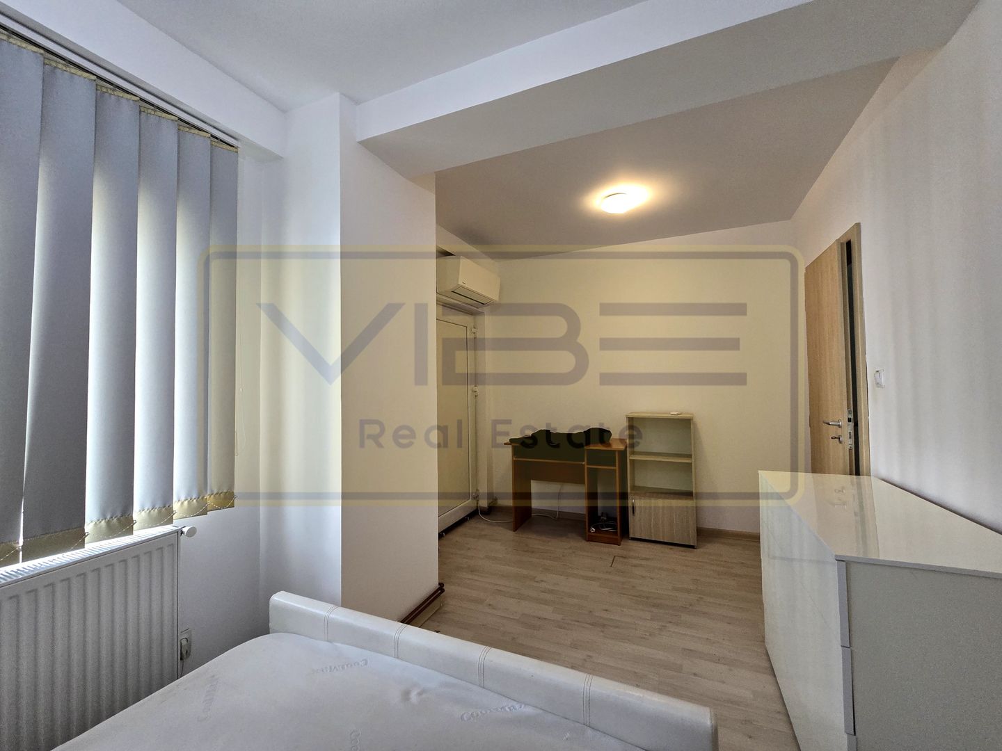 Semicentral- 24 min walk to UMF-  2 room apartment- new building - Poză 7