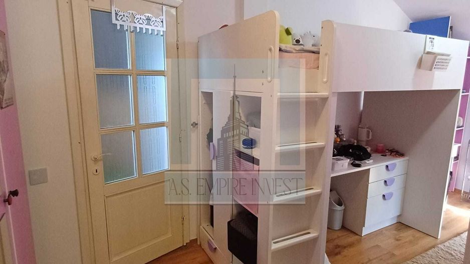 Vila/Casa de vanzare in zona linistita/ Sacele - Poză 7