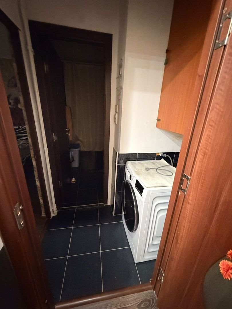 Apartament 4 camere de vanzare Crangasi - Poză 4