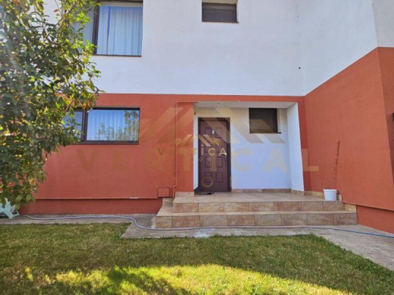 Vila 4 camere de închiriat - comuna Berceni - Poză 2