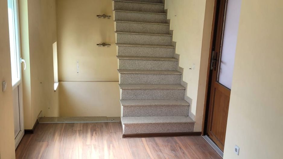 Vilă spațioasă S+P+1E+M | Chitila | Str. 8 Martie - Poză 13