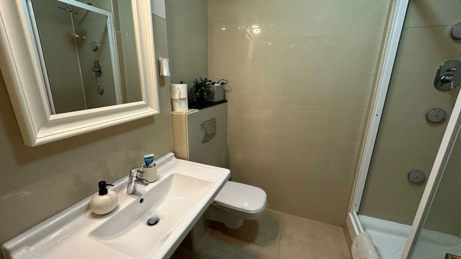 Apartament spatios - Poză 9