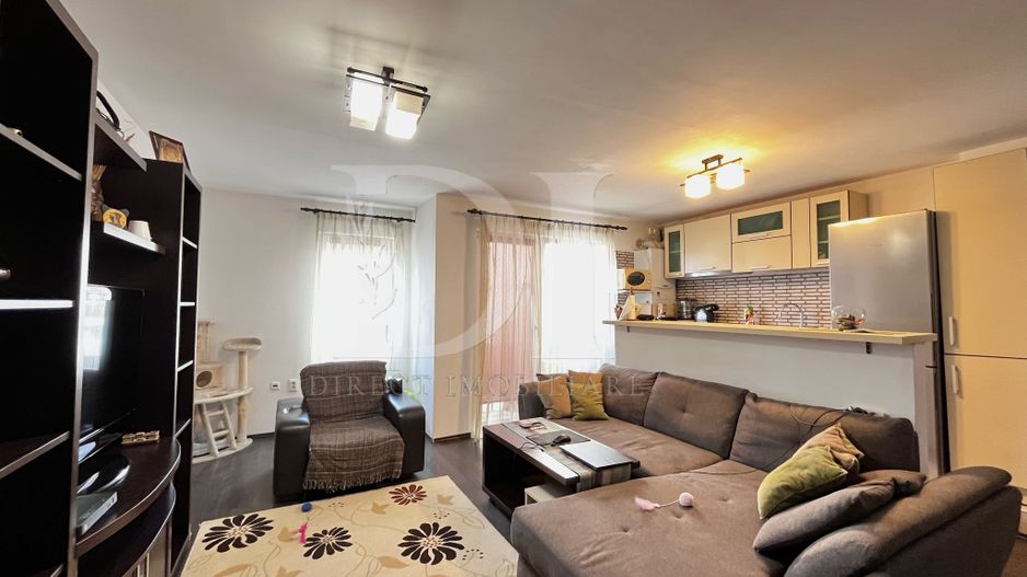 Apartament de 3 camere | de vanzare | Parcare inclusa - Poză 1