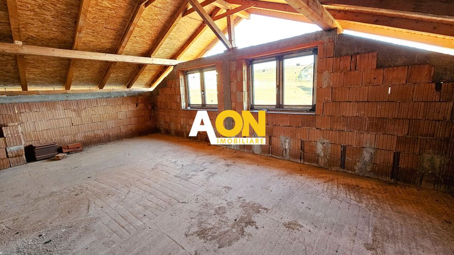 Casa la rosu, 5 camere, garaj, 479 mp teren, com. Ciugud - Poză 10