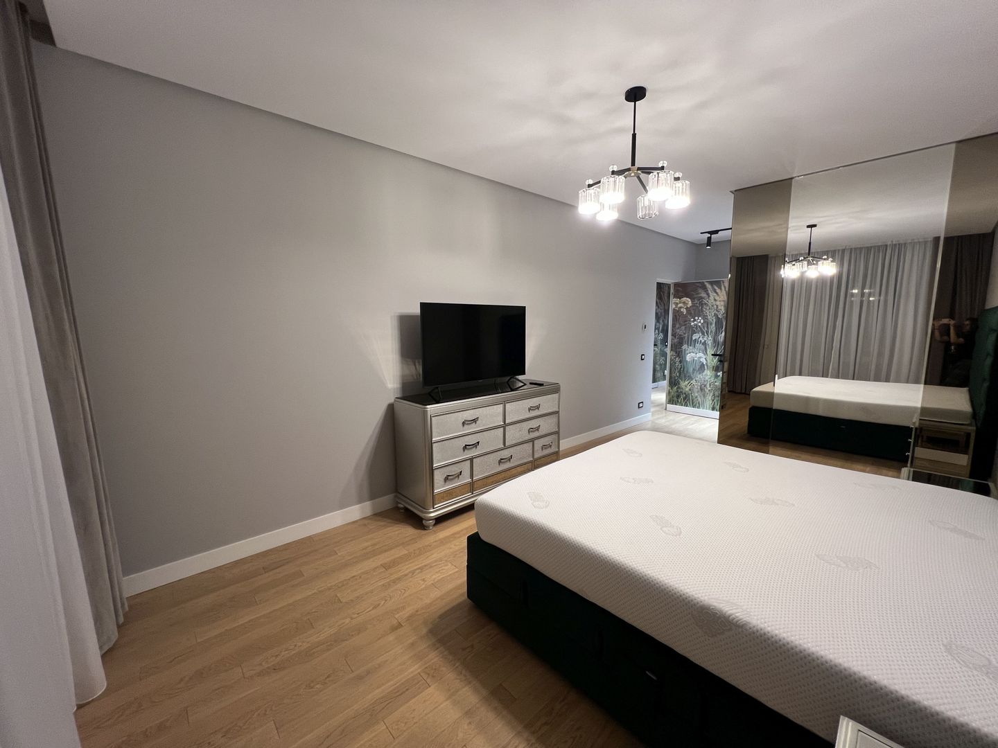 5 camere Lux Rahmaninov Residence vedere Parc Verdi - Poză 7