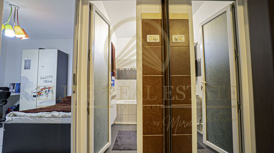 POARTA 6 - Vânzare apartament decomandat cu 2 camere, etaj 2. - Poză 7