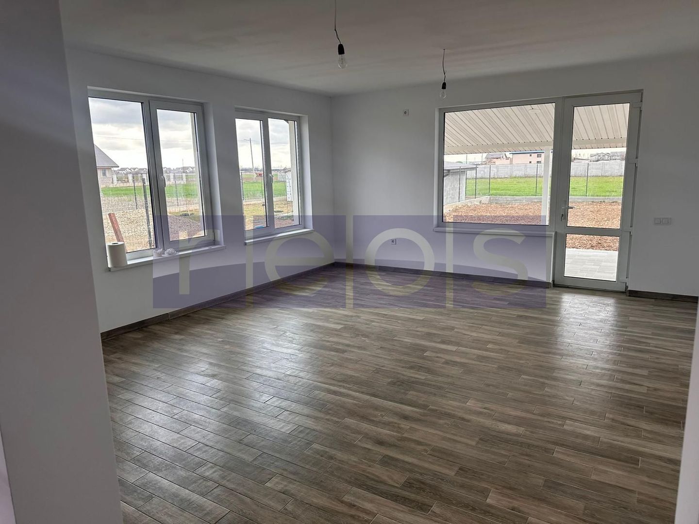 CASA DE VANZARE I CREVEDIA DARZA I 3 CAMERE - Poză 5