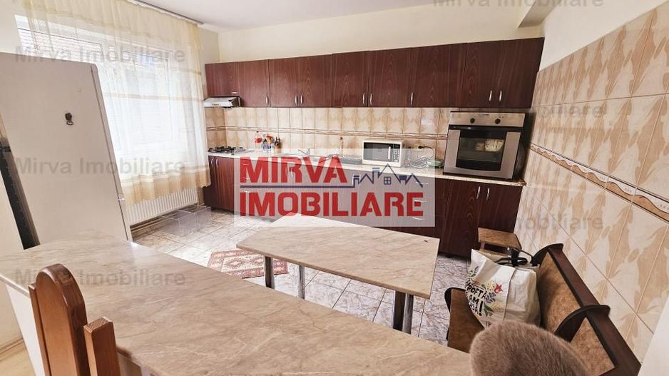 Vanzare vila 5 camere, mobilata si utilata, in Homoraciu - Poză 22