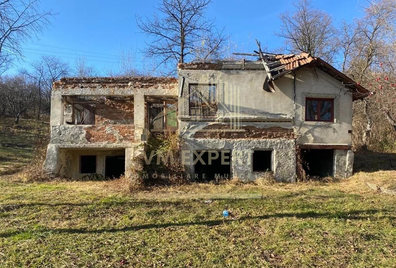 TEREN INTRAVILAN 3270 MP, CAMPULUNG - Poză 6