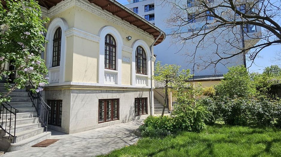 Casa Vila || Timpuri Noi || 6 camere || curte libera 400mp ||  Afterschool || - Poză 6