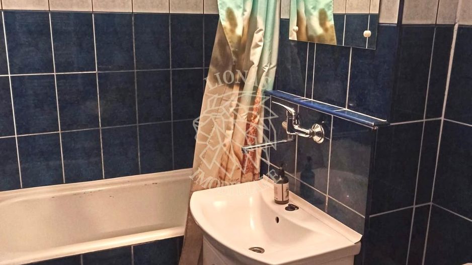 Apartament decomandat 3 camere 68 mp+balcon-parcare-Imparat Traian - Poză 7