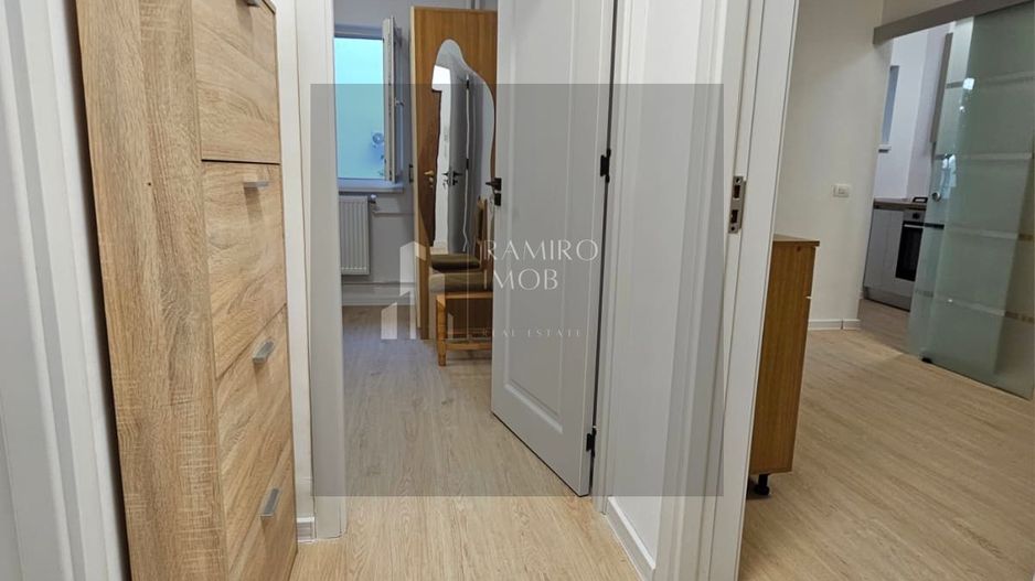 2 camere decomandat, modern| Parcare | 5 min metrou Apărătorii Patriei - Poză 1