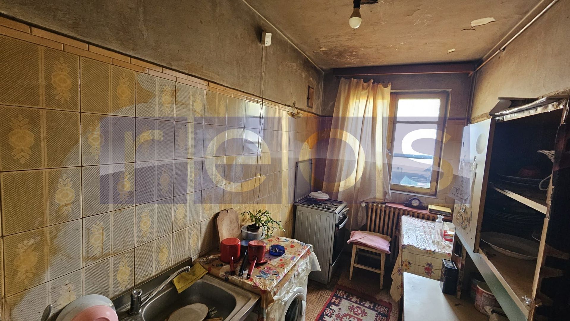 De Vanzare 3 camere la doar câțiva pași de metrou – Favorit - Poză 6