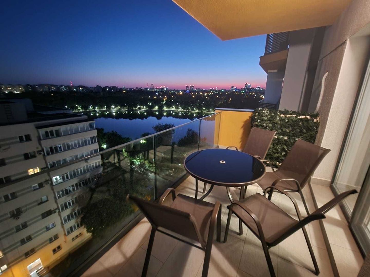 Apartament 2 camere cu vedere la lac in Complexul GranVia - Poză 8