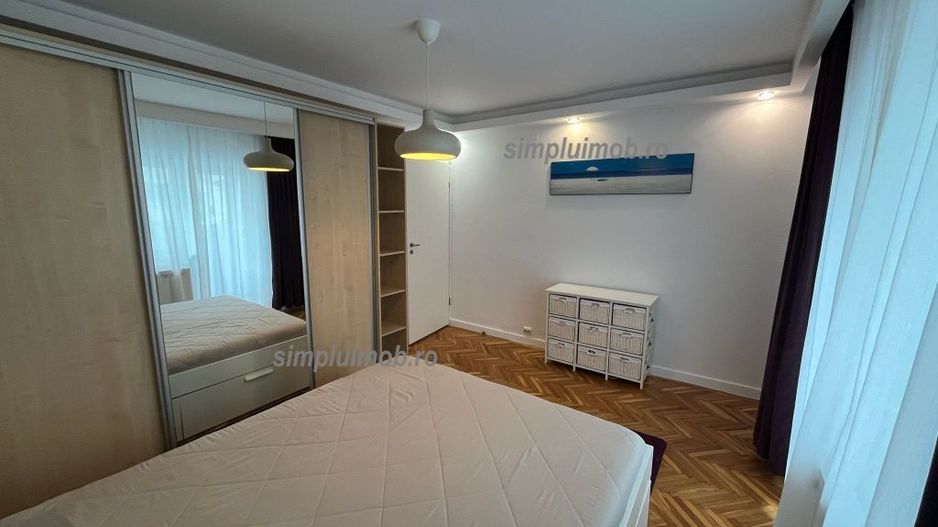 Timpuri Noi Nerva Traian 3 Camere Decomandat - Poză 4
