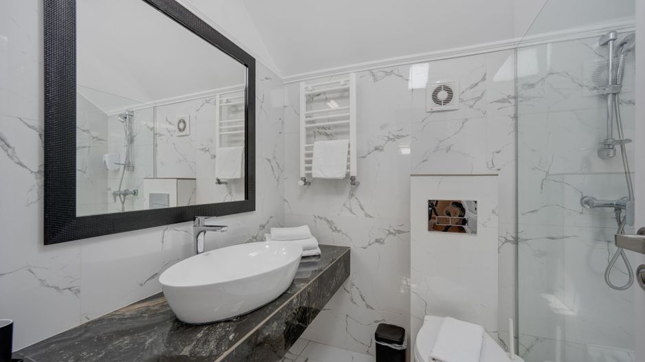 Vindem Afacerea ! Mini Hotel + Cafenea/ Restaurant ! Parcul Carol ! - Poză 64