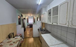 APARTAMENT 3 CAMERE , PIATA RAHOVEI - Poză 1