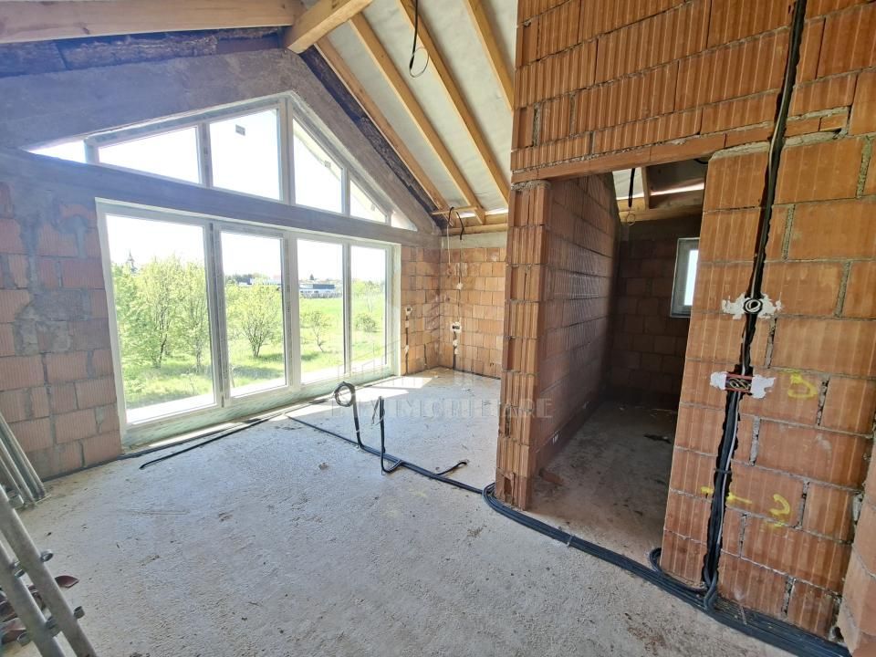 Casa individuala parter plus etaj Sanpetru Brasov zona Lempes - Poză 26