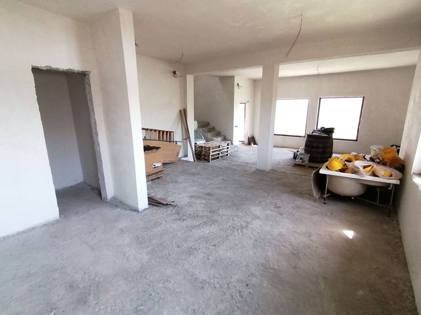 Casa P+1 - comuna 1 Decembrie - str. Victoriei - Poză 5