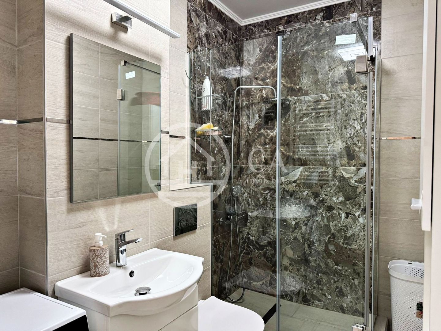 Apartament de închiriat cu 2 camere în zona AES Residence, Oradea - Poză 9