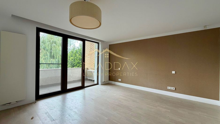 Vila cu 9 camere *900 teren* & piscina privata // Pipera - Poză 19
