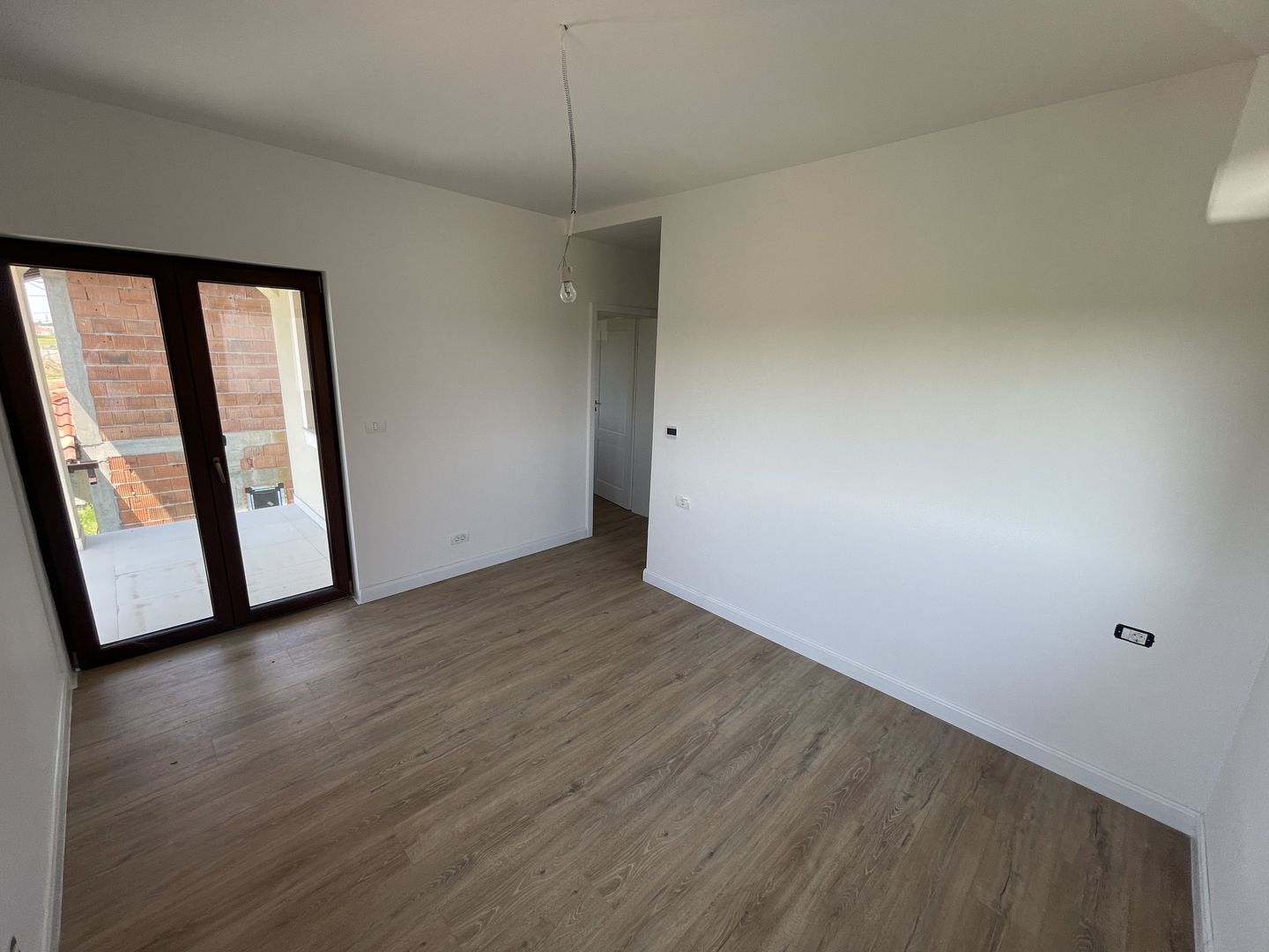 Case Individuale | 4 camere | Teren 632 mp | Toate Utilitatile | Comision 0% - Poză 22