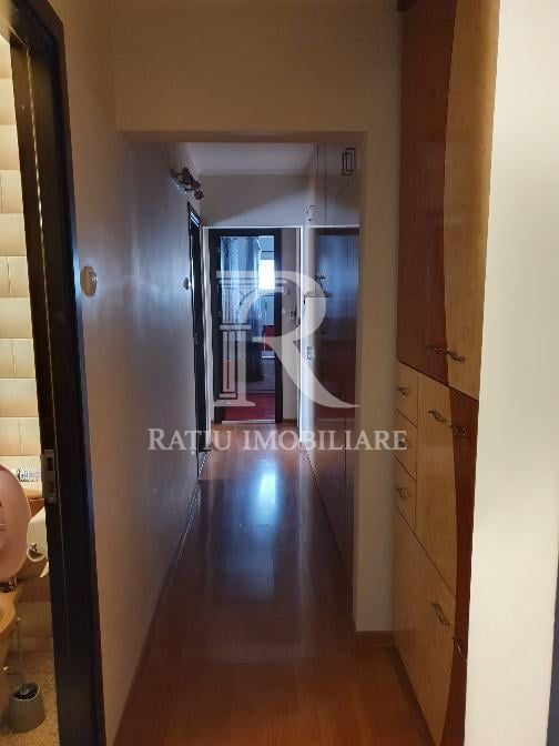 Apartament cu 3 camere | Nufărul | Oradea - Poză 4