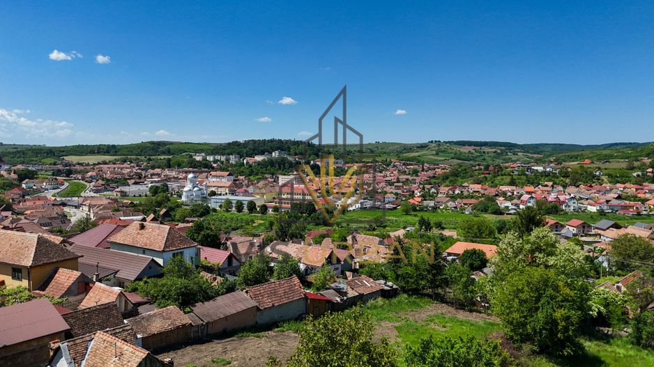 Teren intravilan 3.798 mp în Agnita, cu posibilitate de parcelare - Poză 2