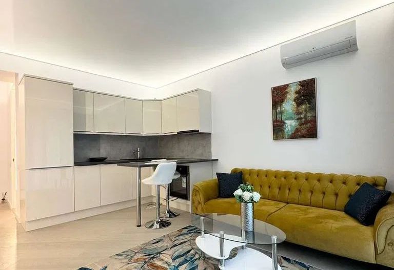 Închiriez apartament 2 camere – Complex Cortina North, București - Poză 9