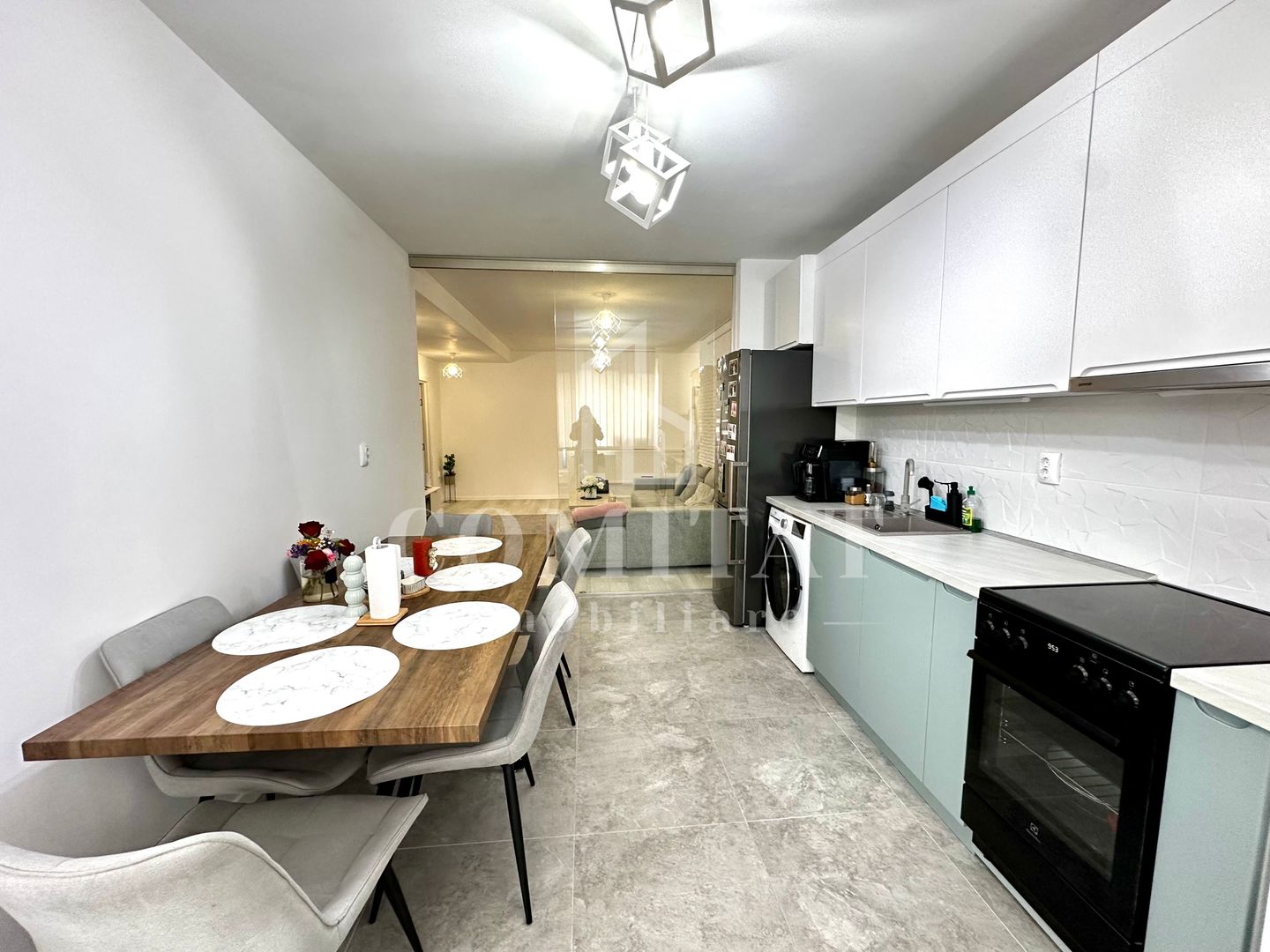 Apartament 3 camere | Etaj intermediar | Cartier Terra-Floresti - Poză 13