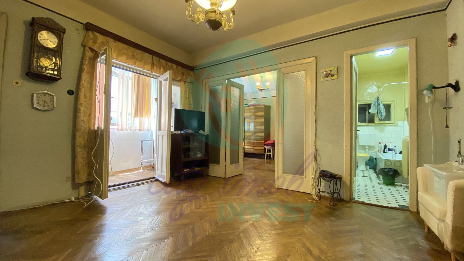 Apartament în vilă cu potențial, Moșilor - Poză 1