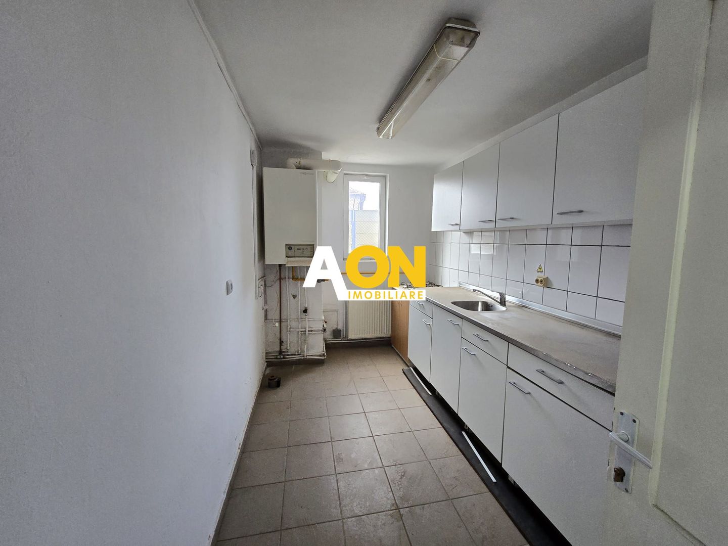 Hala 2750mp Utili Zona Centrala, 2800mp Teren - Poză 9