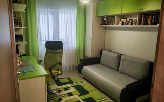 4 camere decomandat - 94 mp - 2 balcoane - Complet renovat - Nicolina 2 - Poză 3