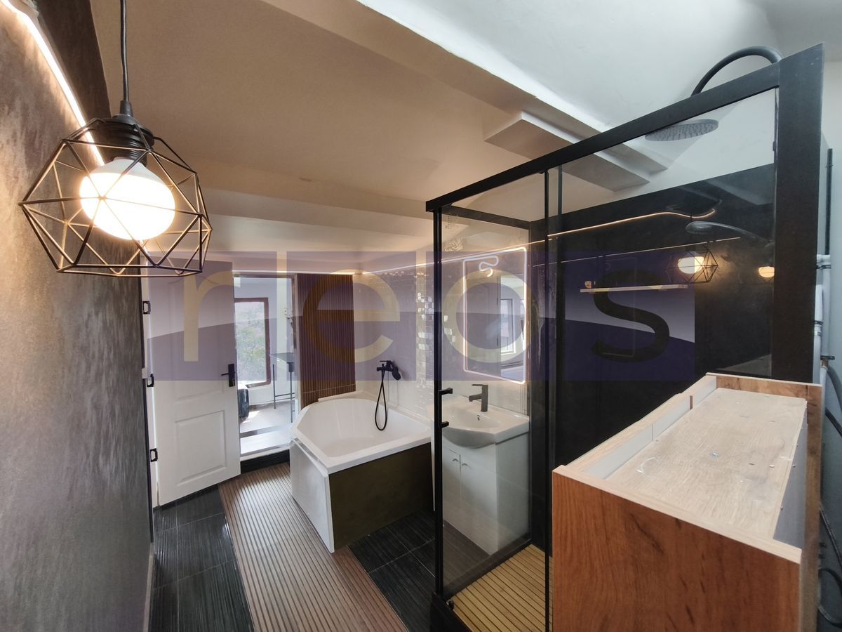 VANZARE 4 CAMERE MANSARDA SPECTACULOASA | VEDERE PANORAMICA PADUREA BANEASA - Poză 6