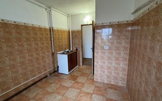 De vânzare apartament 2 camere, Studio Buftea, pregătit de mutat - Poză 8