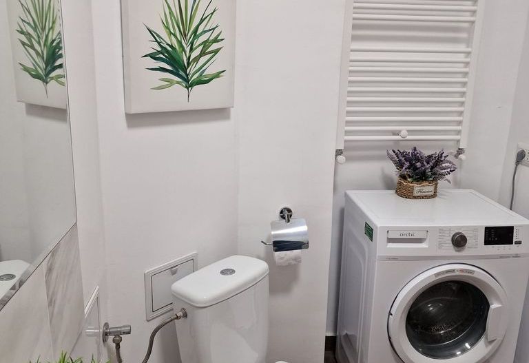 Apartament 2 camere Calea Victoriei, 60 mp, centrală proprie, 5 balcoane - Poză 10