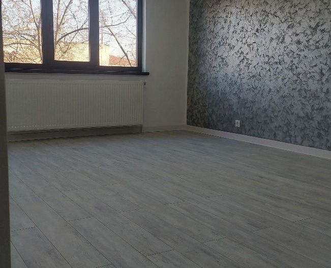 🏡 Apartament 2 camere decomandat, etaj 2, zona Liceu Auto SID V - Poză 7