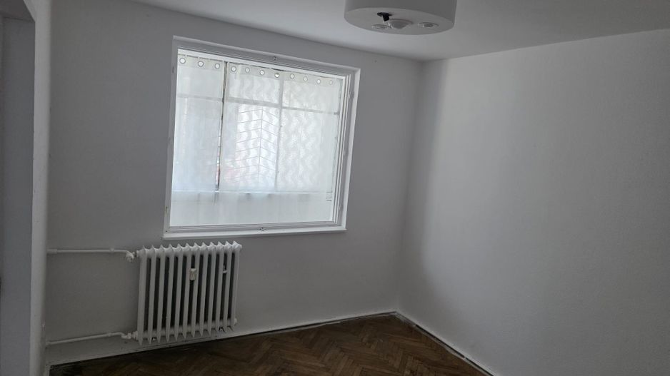 Apartament 2 cam,Micro 19,parter - Poză 4