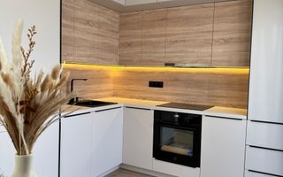 Casa de vanzare | LUX | 3 bai | gradina | terasa | parcare| Floresti - Poză 2