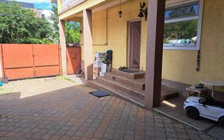 Apartament la parter zona semicentrala - Poză 1