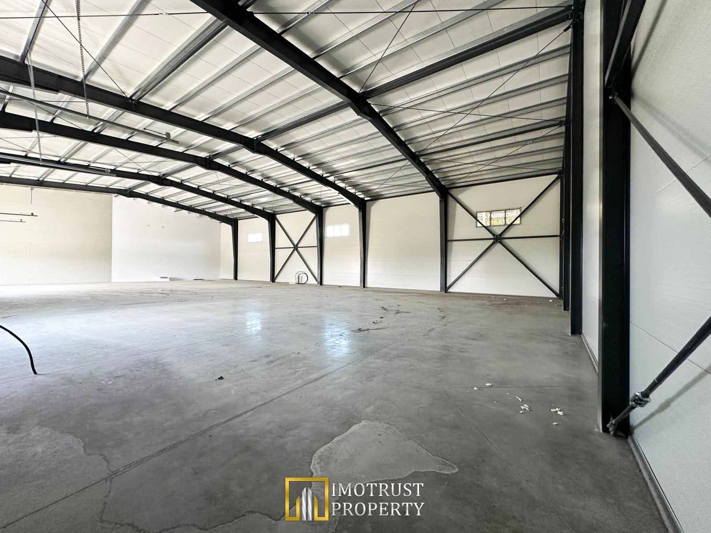 Hala industriala de inchiriat – 350–700 mp, configurabila - Poză 8