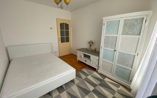 Oportunitate în Piața Zorilor: apartament spațios cu 3 camere - Poză 4