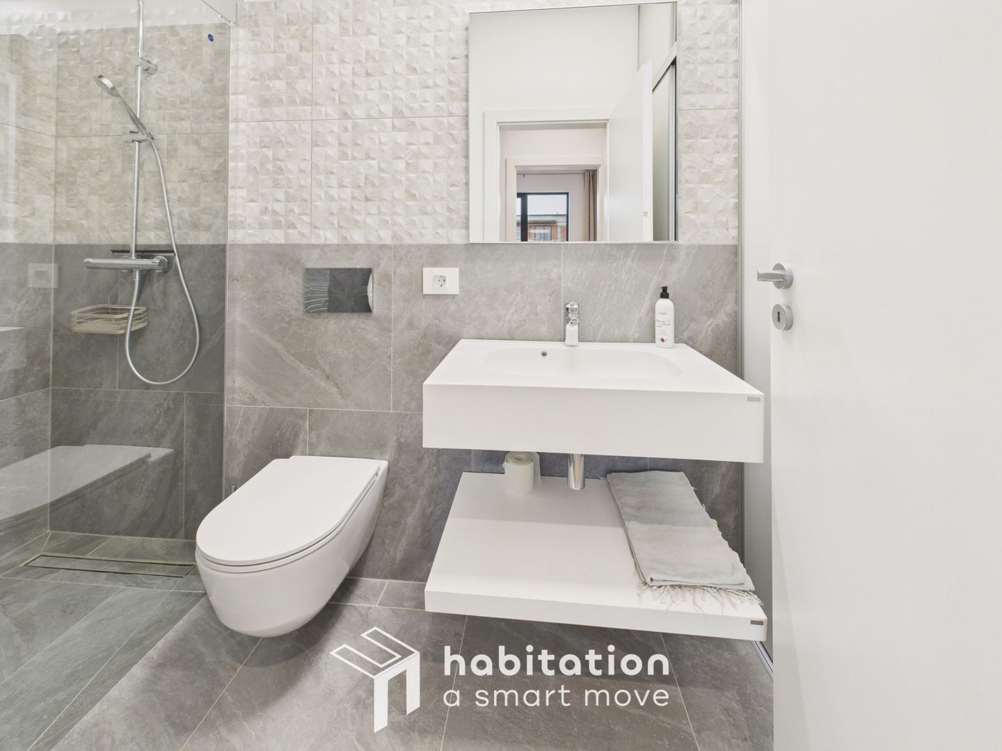 Apartament 3 camere, terasa spatioasa, zona Centralǎ - complex Paltim - Poză 14